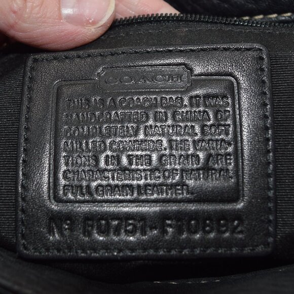 COACH Y2K Chelsea Shoulder Bag - Picture 13 of 13